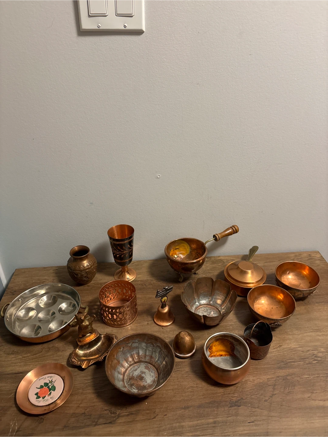 Vintage Copper Decorative Bowls and Items