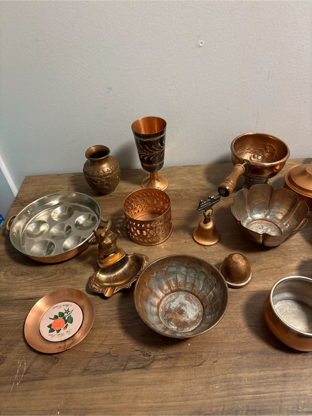 Vintage Copper Decorative Bowls and Items - photo 4