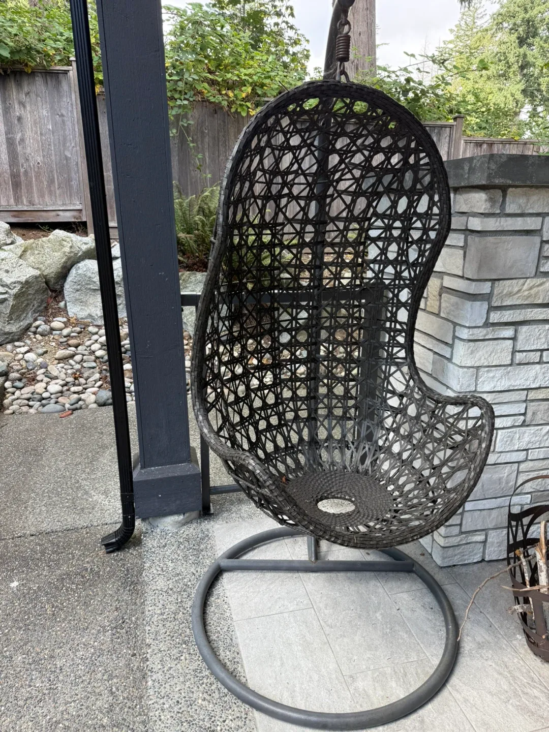 Hanging Egg Chair - Wicker Outdoor Patio Swing image indicator(2)