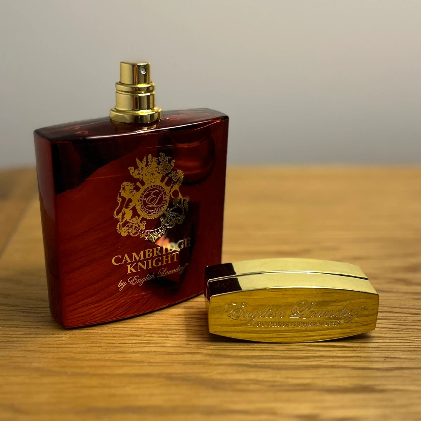 Cambridge Knight by English Laundry