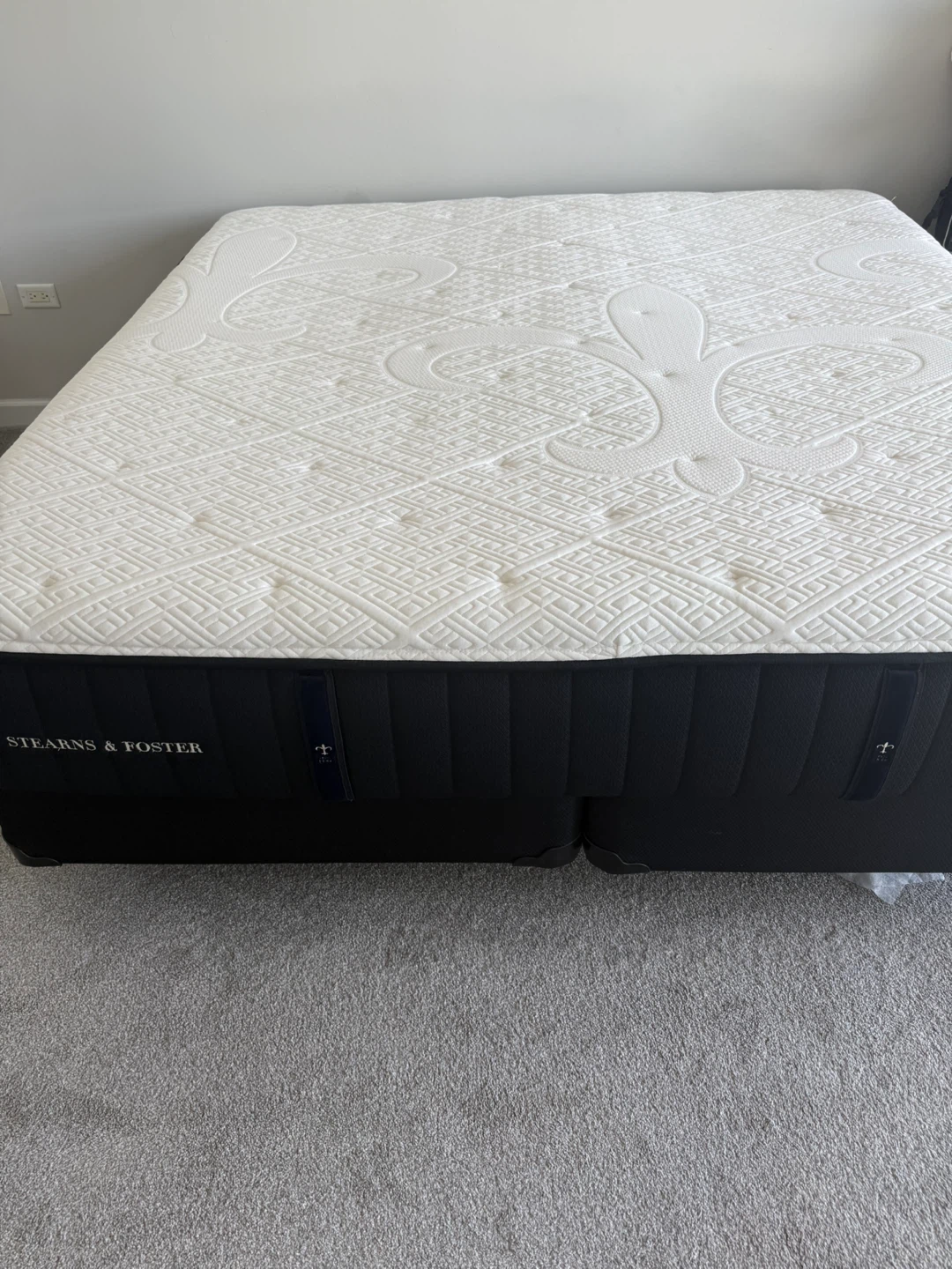 Stearns & Foster Lux Estate Mattress - photo 2