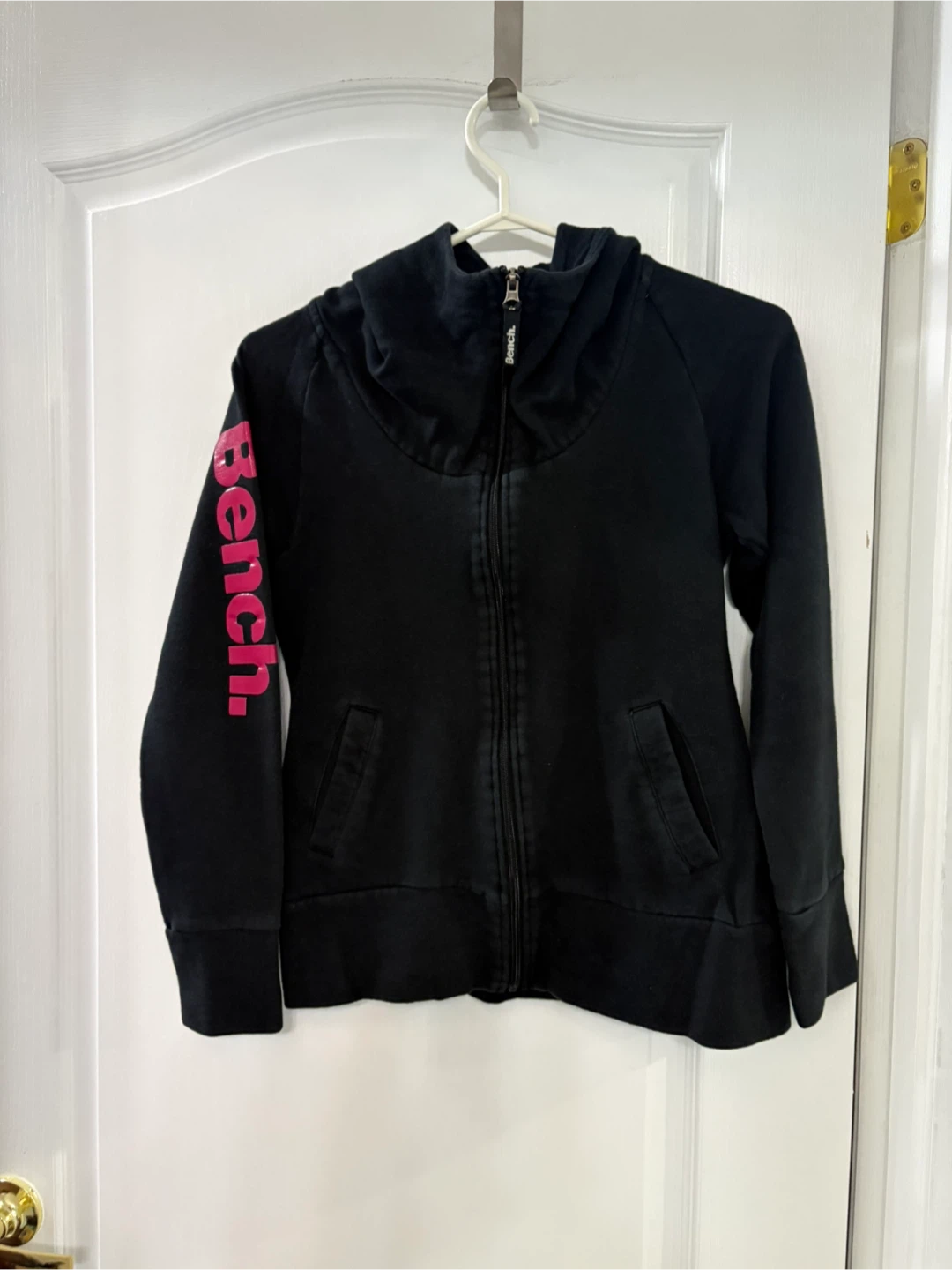 Bench Black Zip-Up Hoodie size S