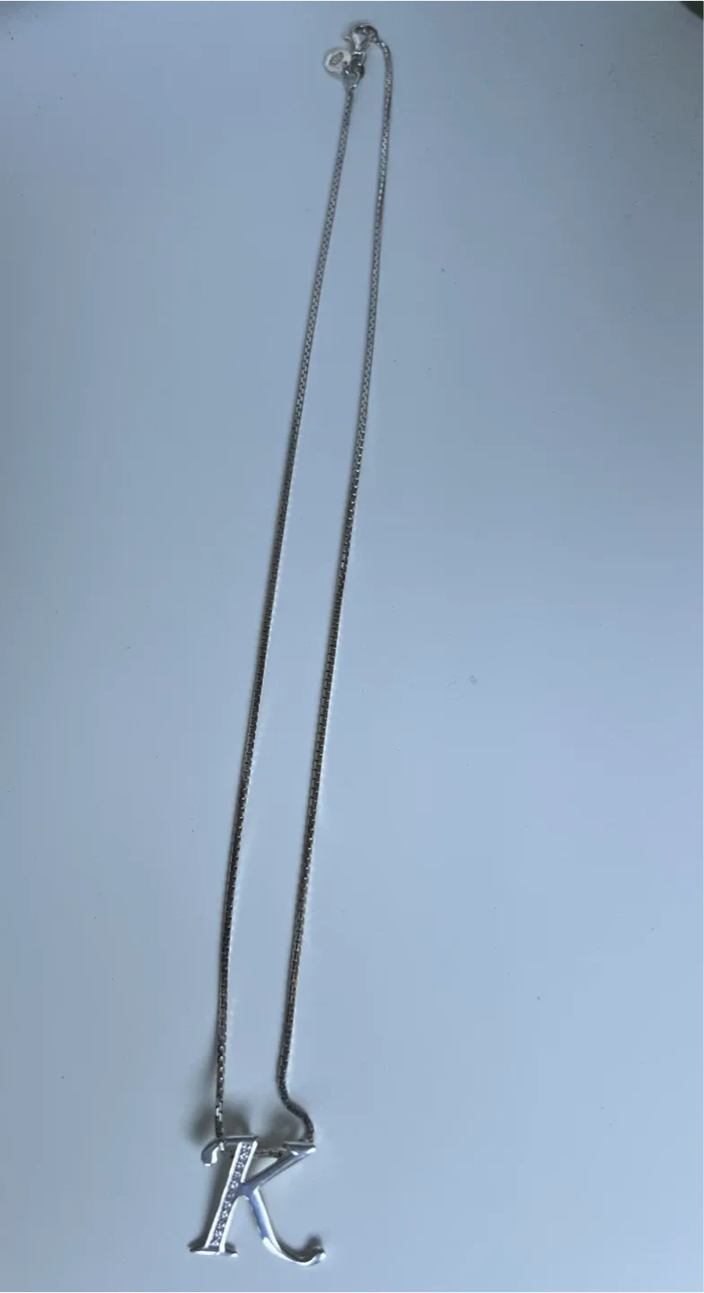 Silver 'K' Initial Necklace 🥕 image indicator(2)