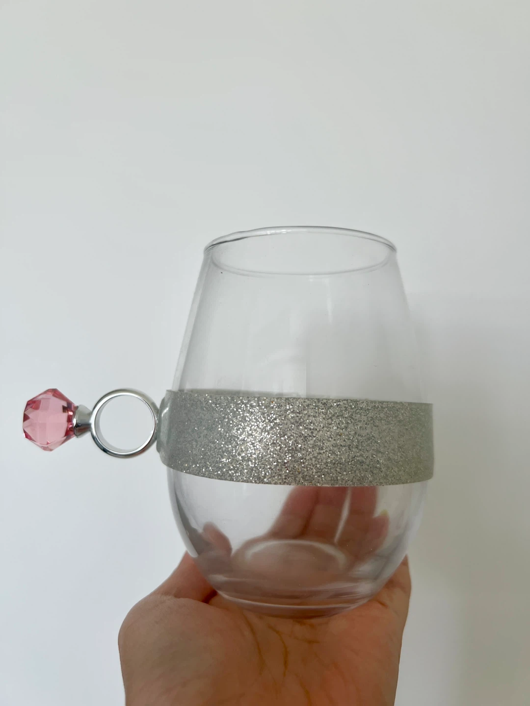 Stemless Wine Glass with Pink Ring Holder - photo 2
