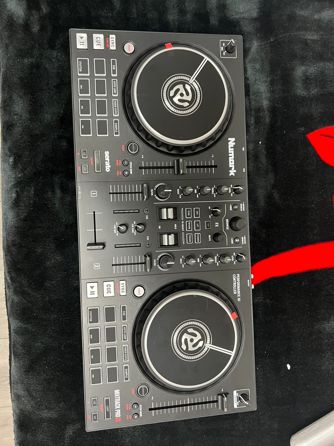Numark Mixtrack Pro FX DJ Controller - photo 5