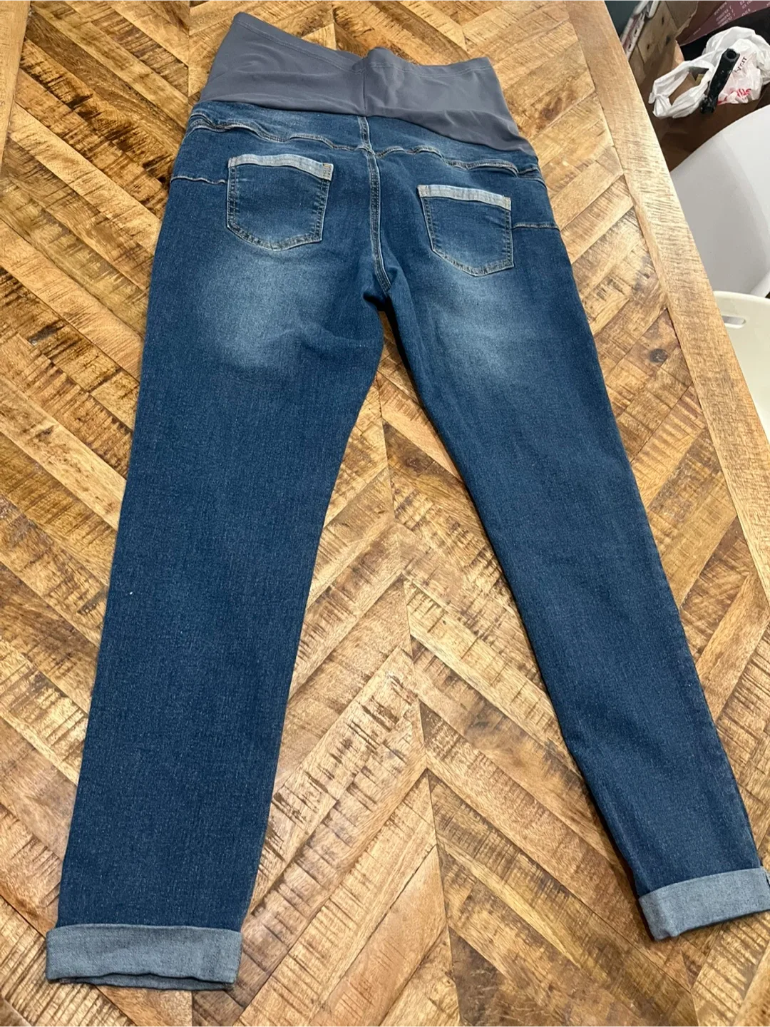 Women’s Maternity Jeans- Size L image indicator(5)