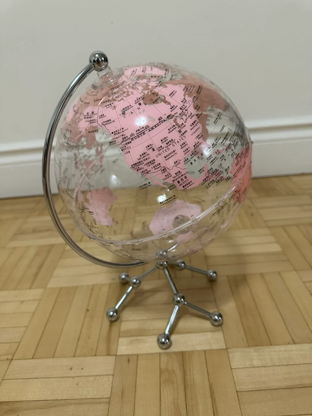 Pink Globe with Silver Stand image indicator(3)