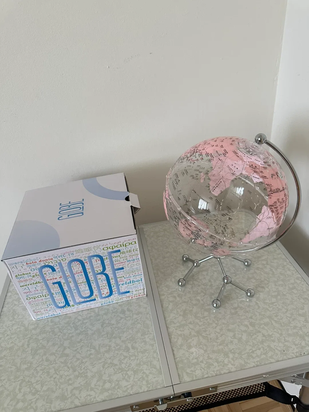 Globe with Lights - Home Decor image indicator(4)