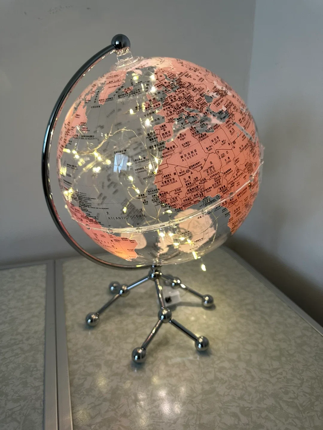 Globe with Lights - Home Decor image indicator(2)