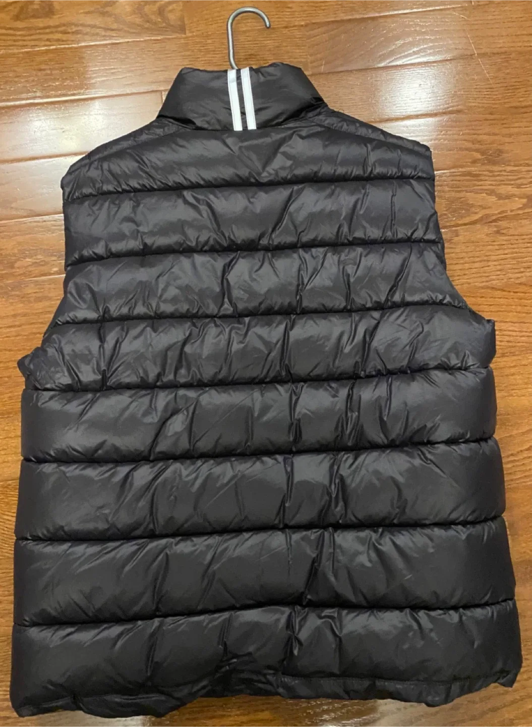 Canada Goose Vest image indicator(2)