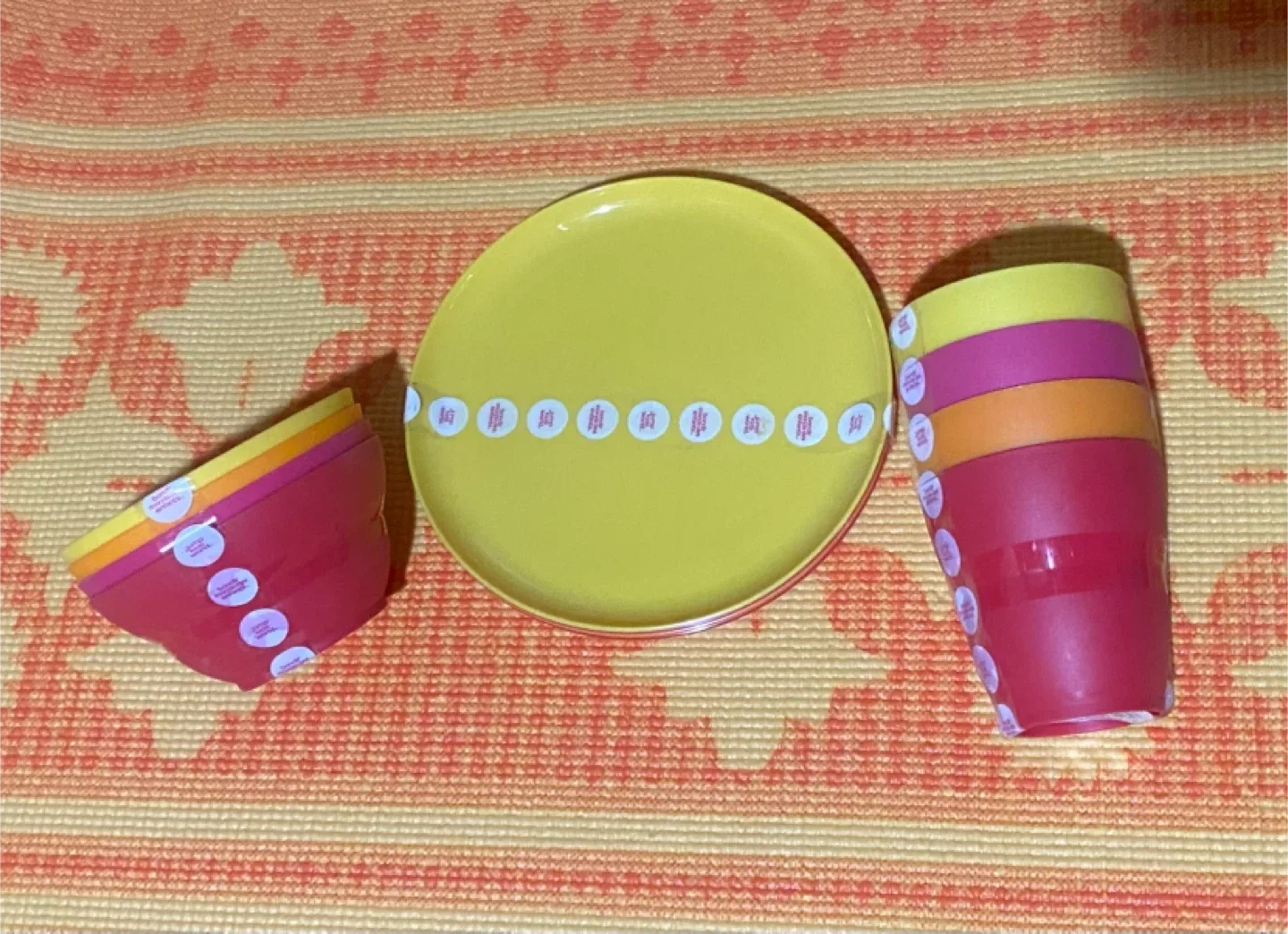 Colorful Plate, Bowl, and Cup Set thumbnail