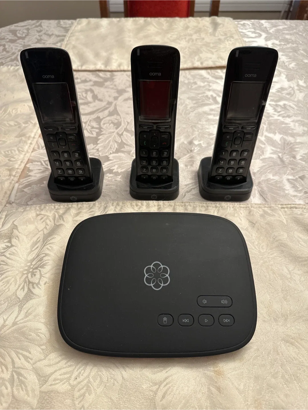 Ooma Telo Whole Home Phone Equipment image indicator(2)