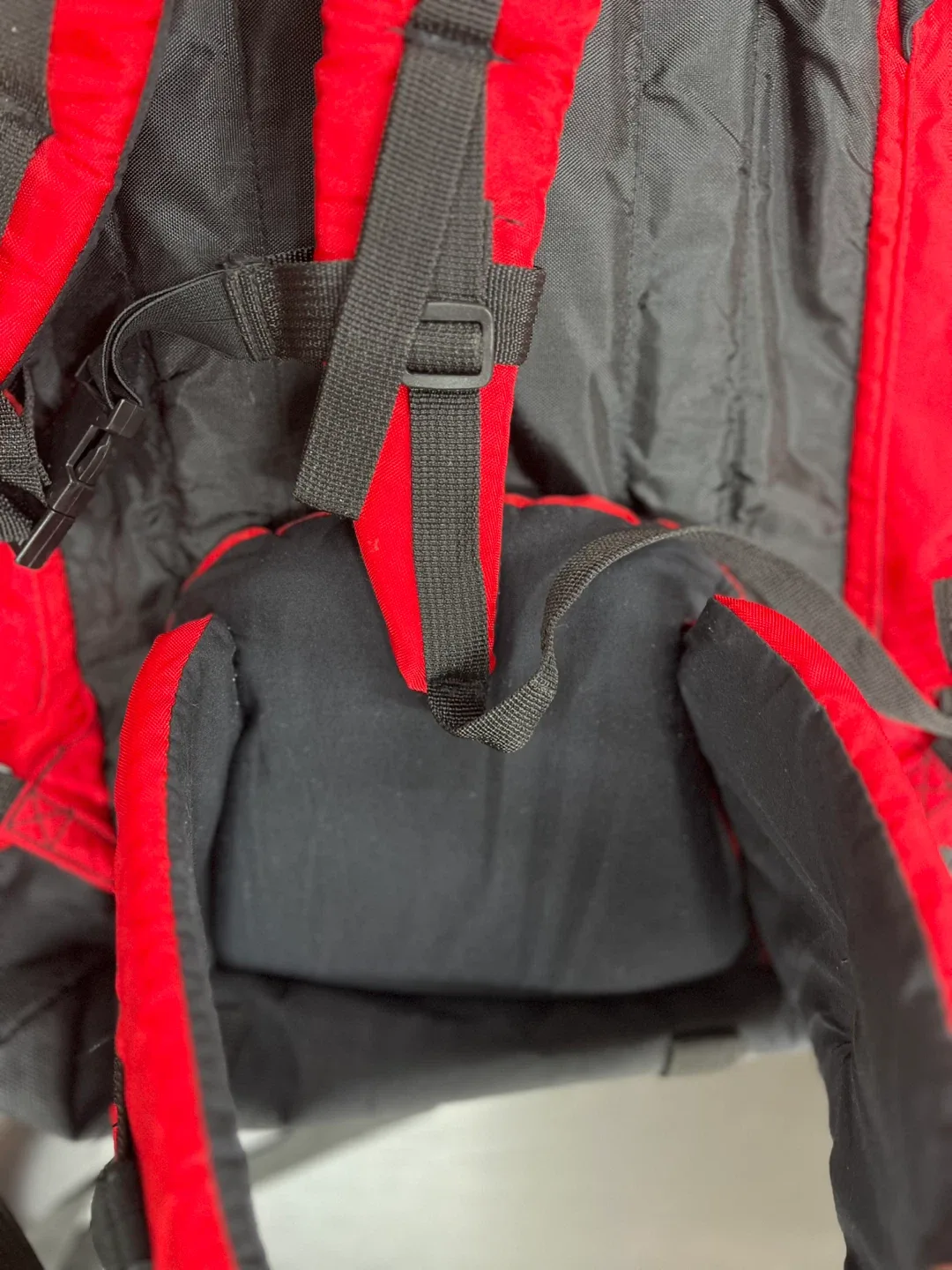 Very Light Weight Hiking Backpack image indicator(5)