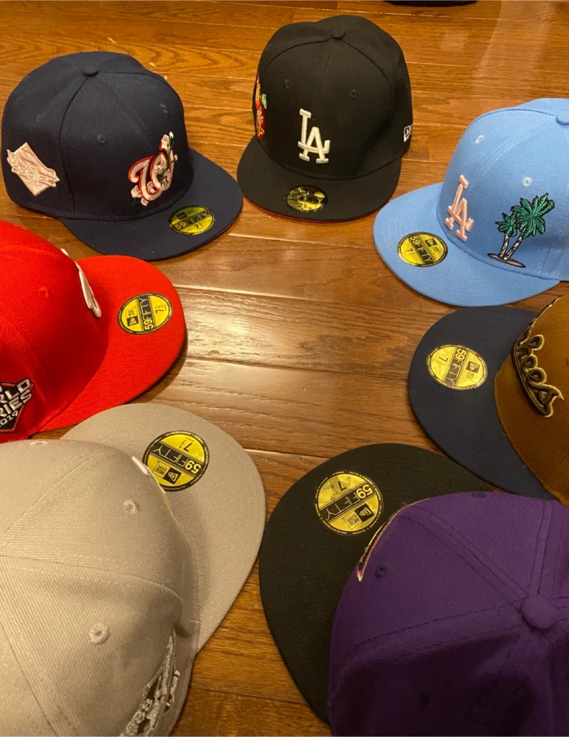Fitted Hats (7, 1/2) image indicator(3)