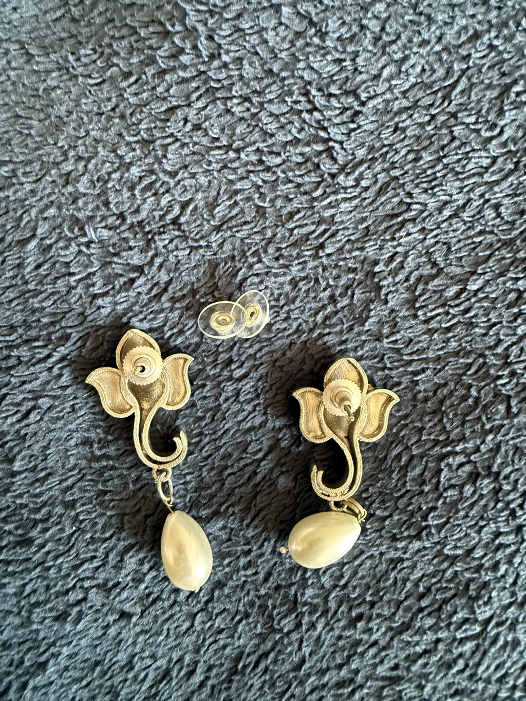Ganesh Pendant Necklace and Earrings Set - photo 5
