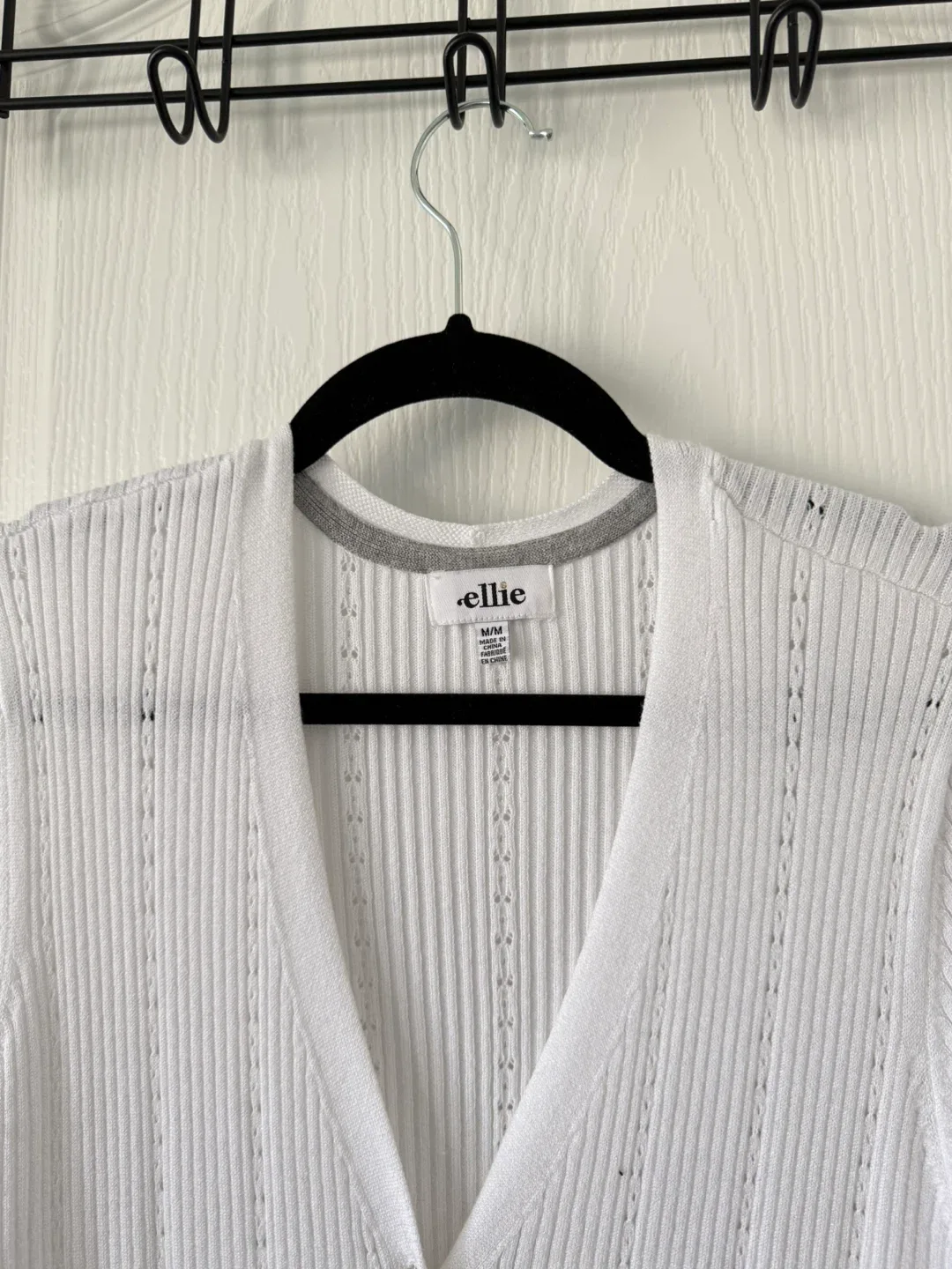 White Cardigan/Dress 🥕 image indicator(3)