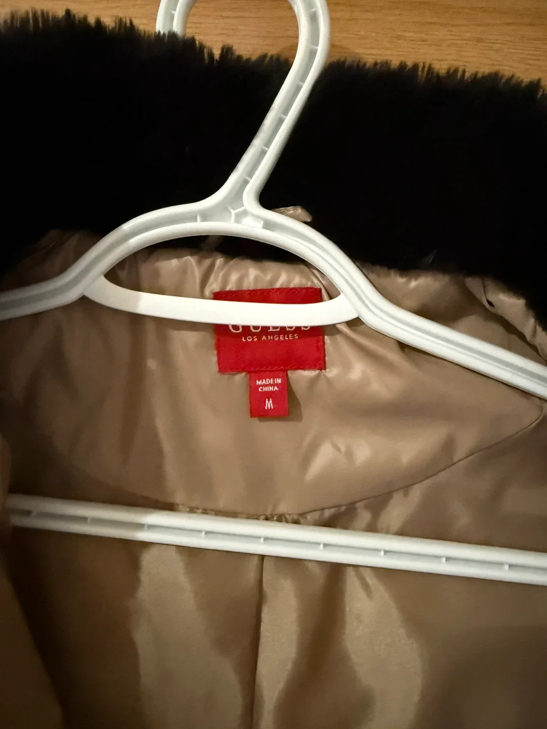 Women Guess Puffer Jacket with Faux Fur Collar - Size M🥕 image indicator(4)