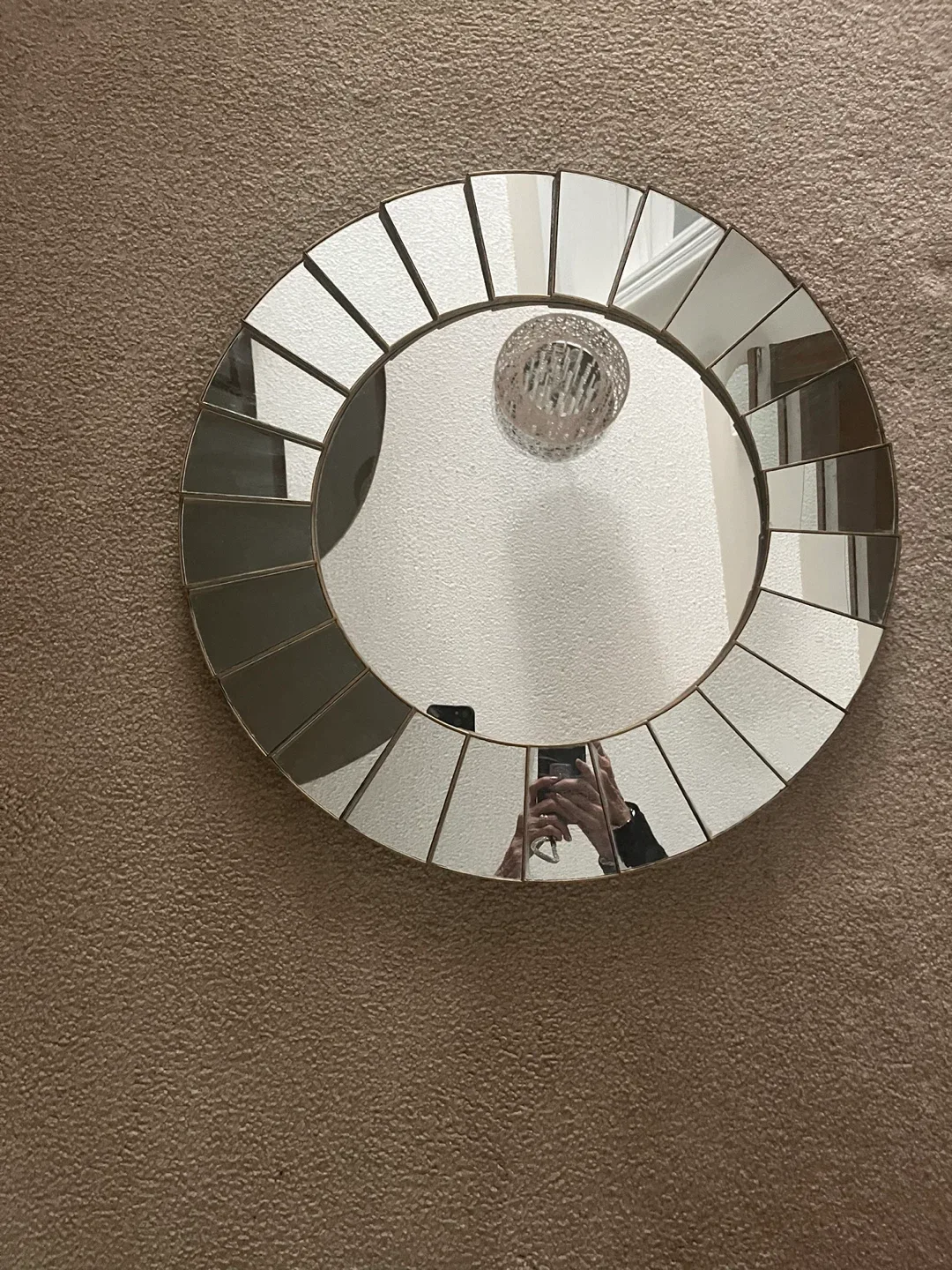 Round Mirror with Beveled Edges. Lightweight 22” thumbnail