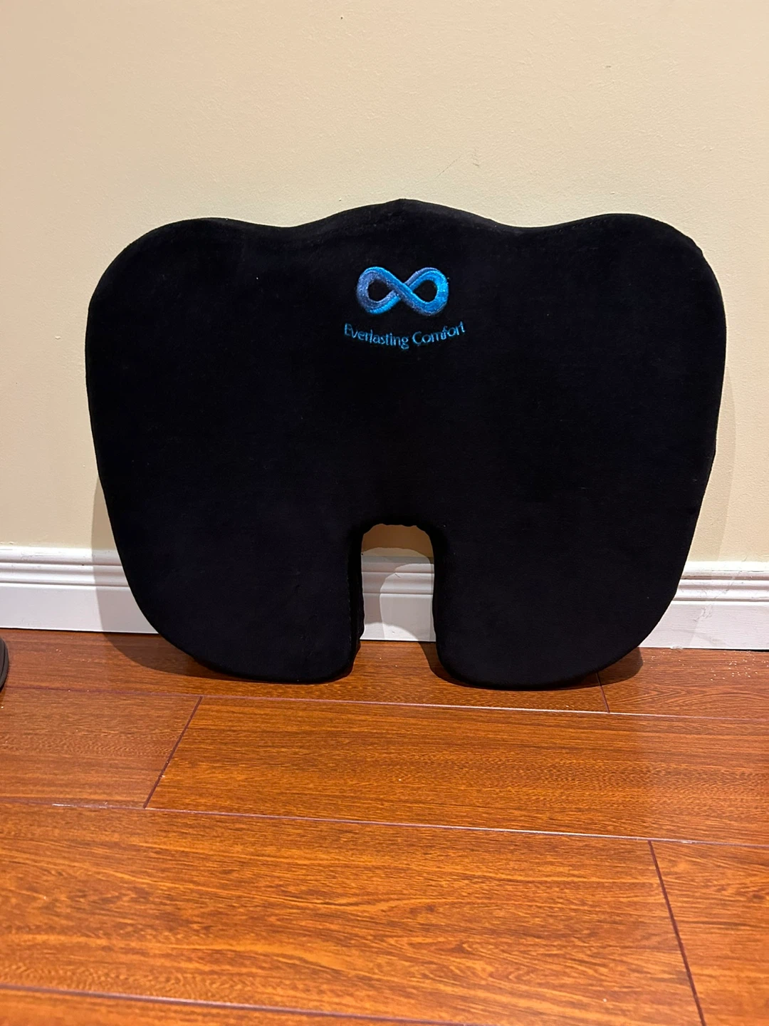 Everlasting Comfort Seat Cushion - Black