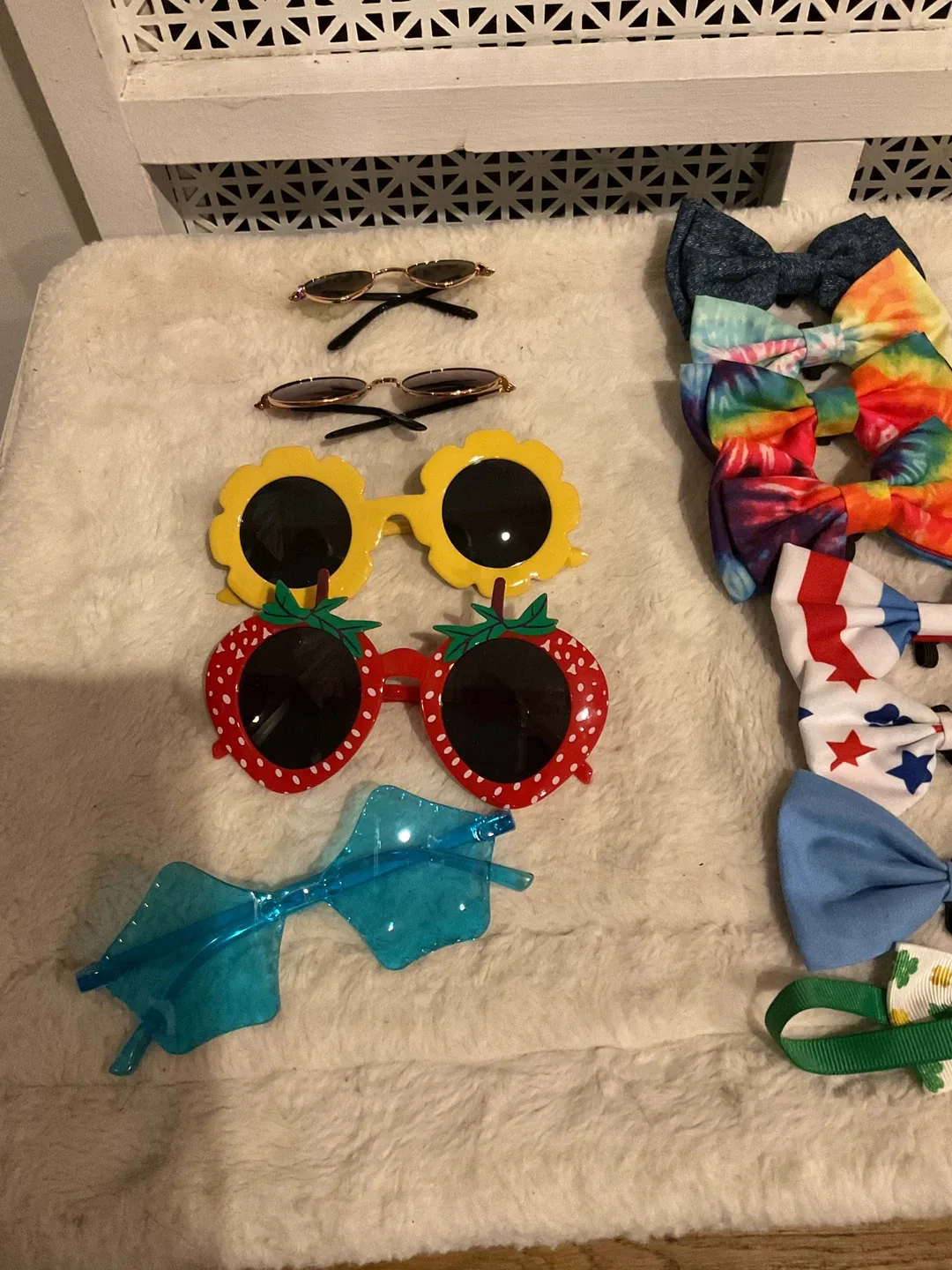 Dog Sunglasses & Bow ties &hat image indicator(5)