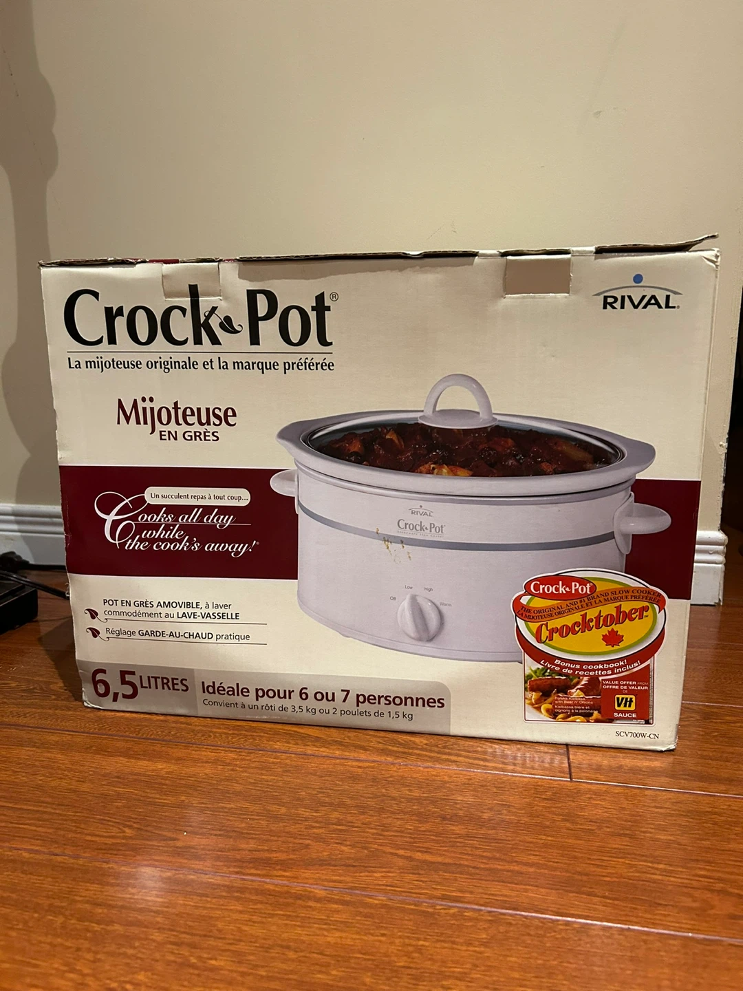 Crock-Pot 6.5L Slow Cooker - New!