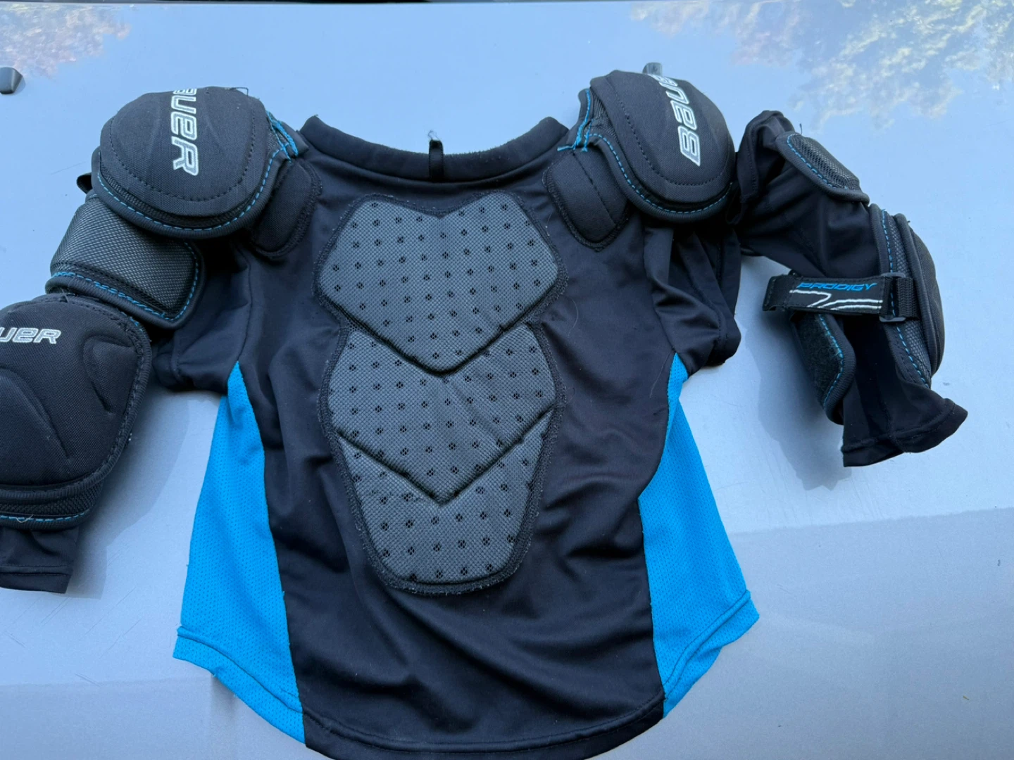 Youth Hockey Equipment-Shoulder Pads, Pants, Elbow Pads - photo 3