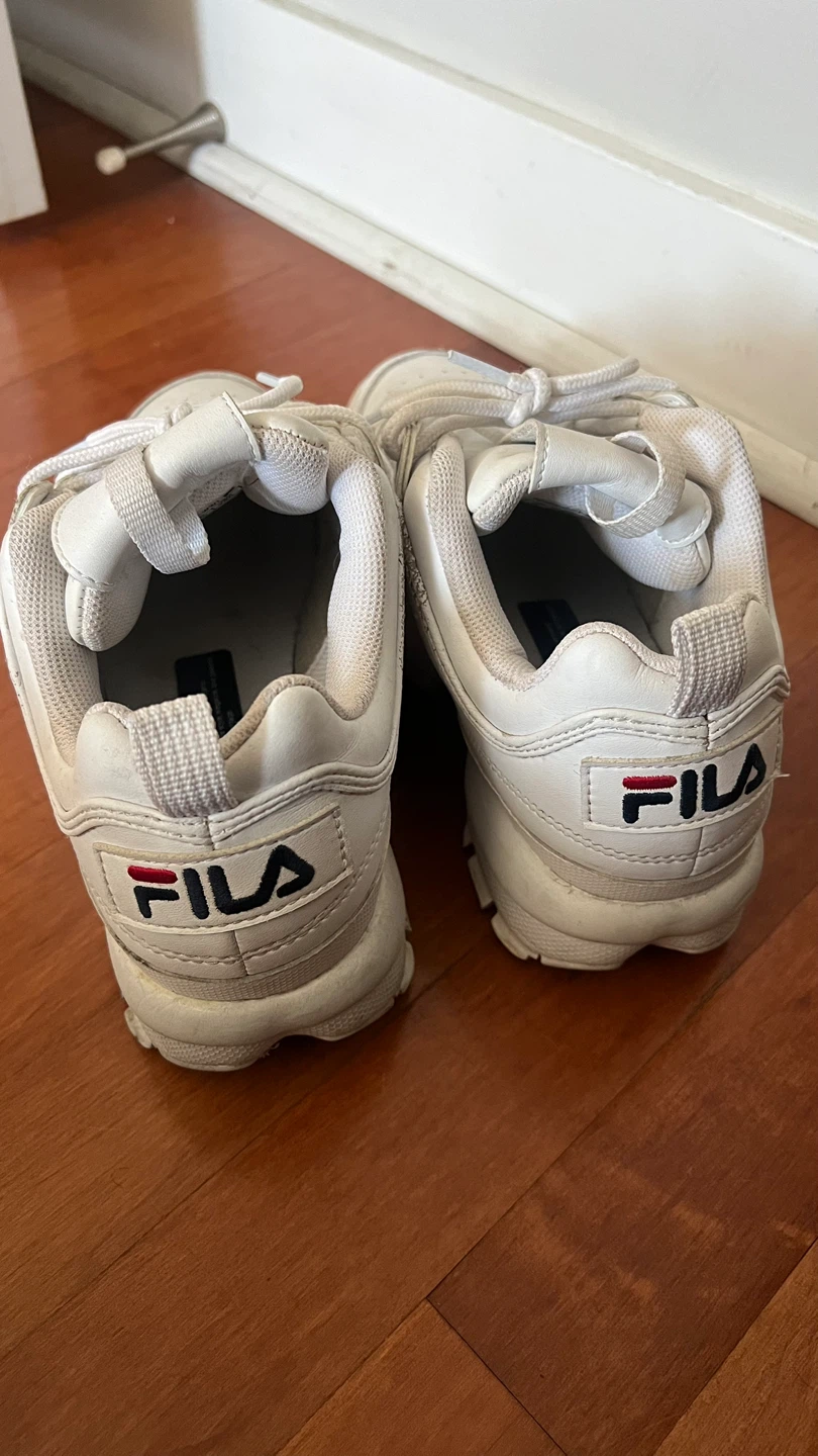 Fila Disruptor Sneakers - Women's US 6 - photo 3