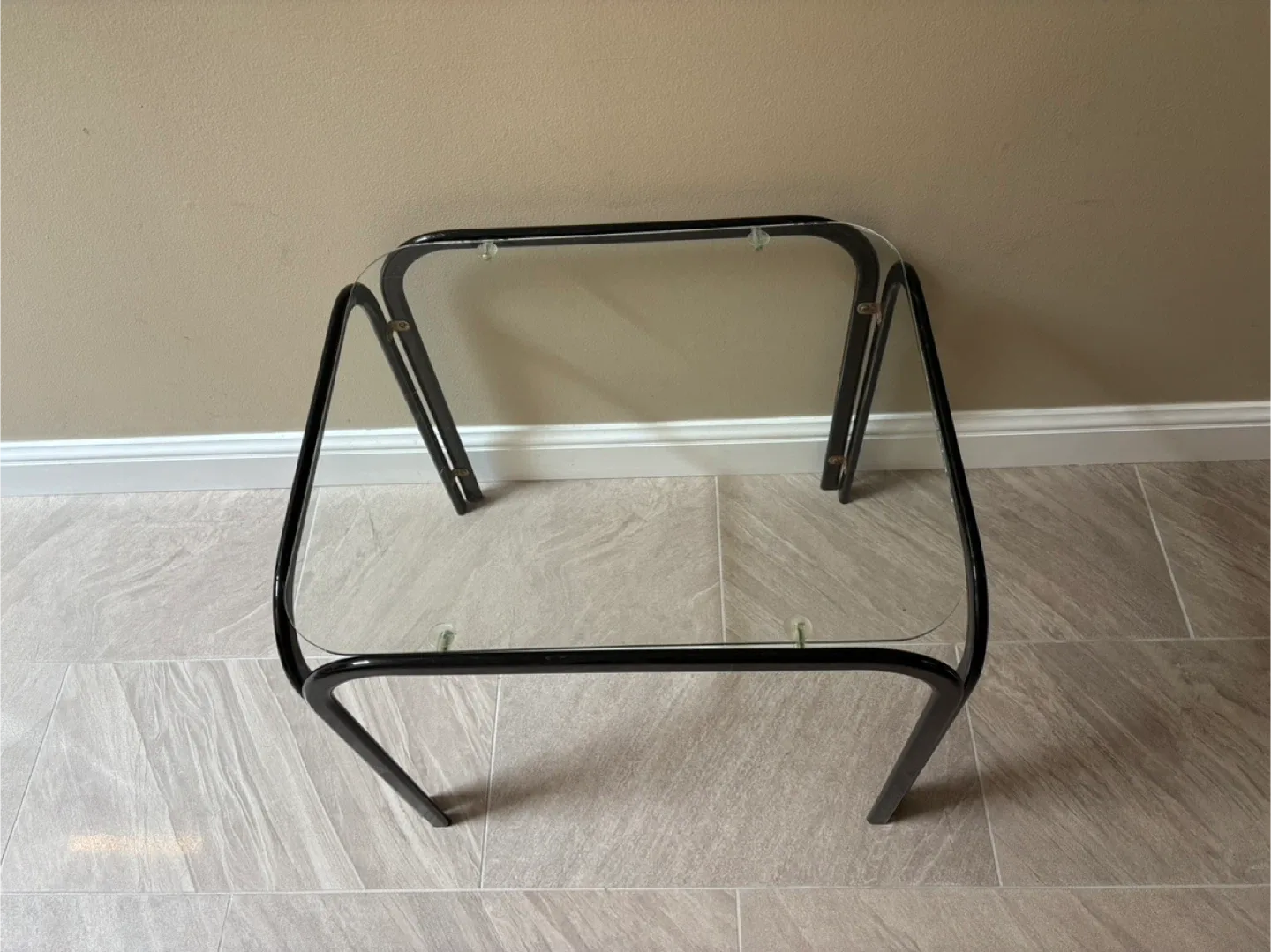 Glass Top Side Table image indicator(2)