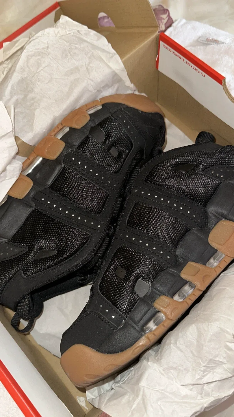 Nike Air More Uptempo Black & Gum image indicator(2)