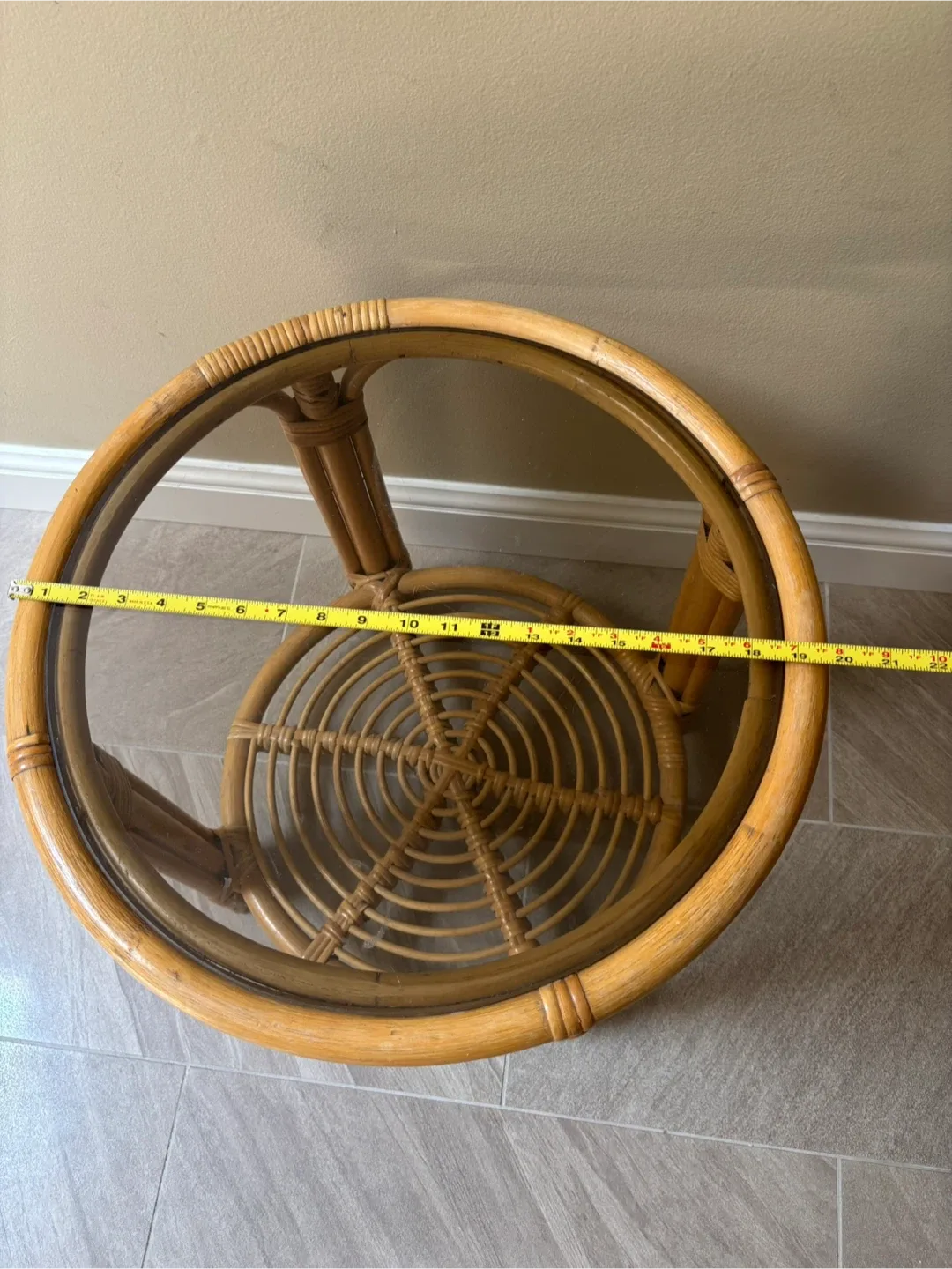 Rattan Side Table with Glass Top image indicator(3)