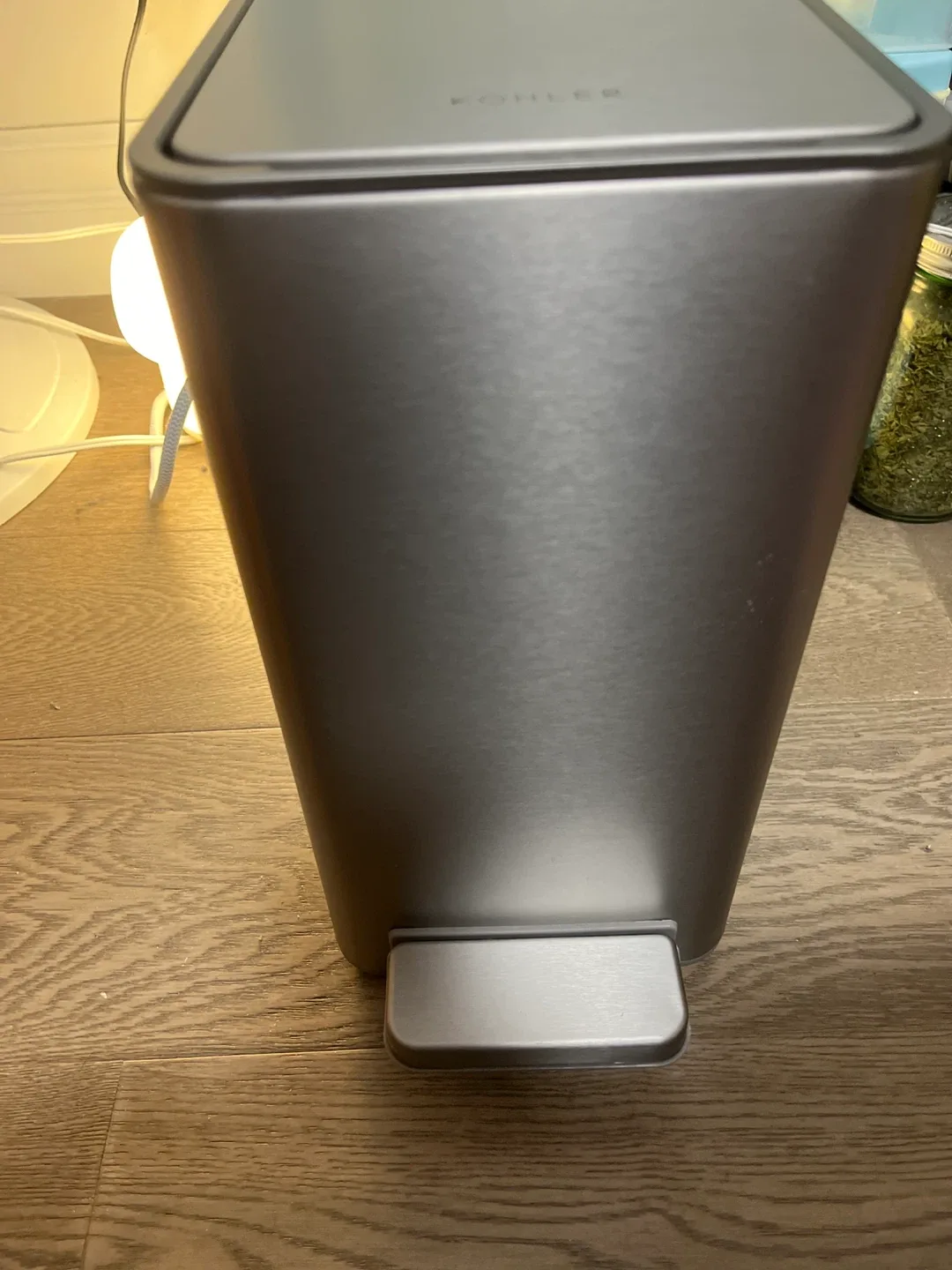 Kohler Step Can Trash Bin image indicator(4)
