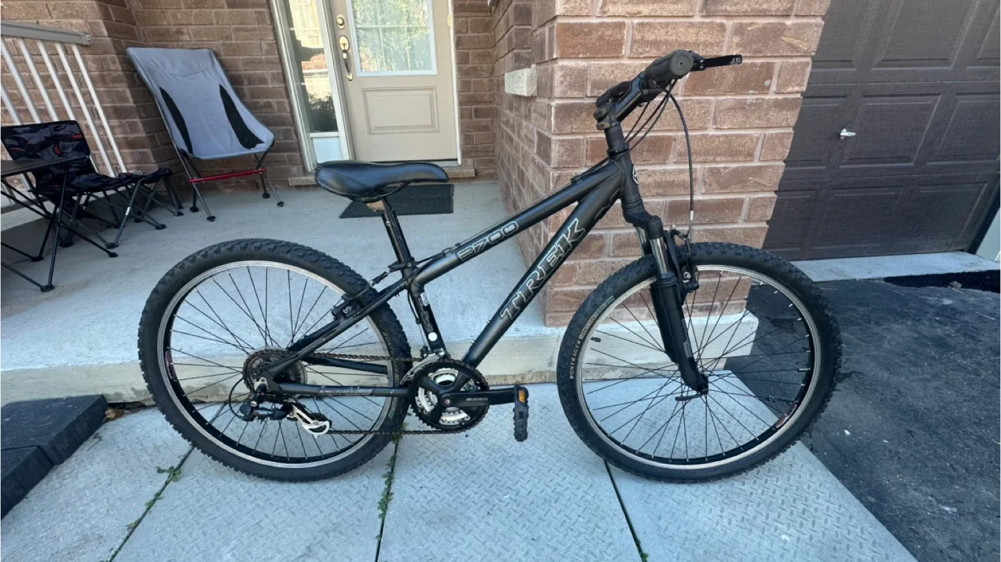 Trek 24” Mountain Bike thumbnail
