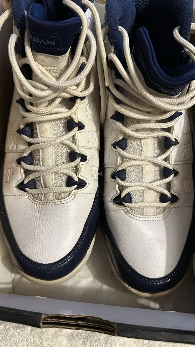 Air Jordan 9 Retro White/Navy, Size 7.5 image indicator(3)