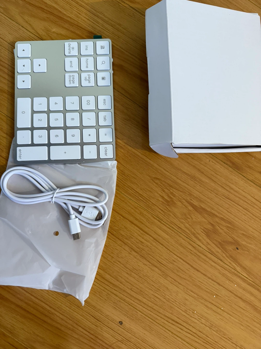 New Wireless Numeric Keypad with Box