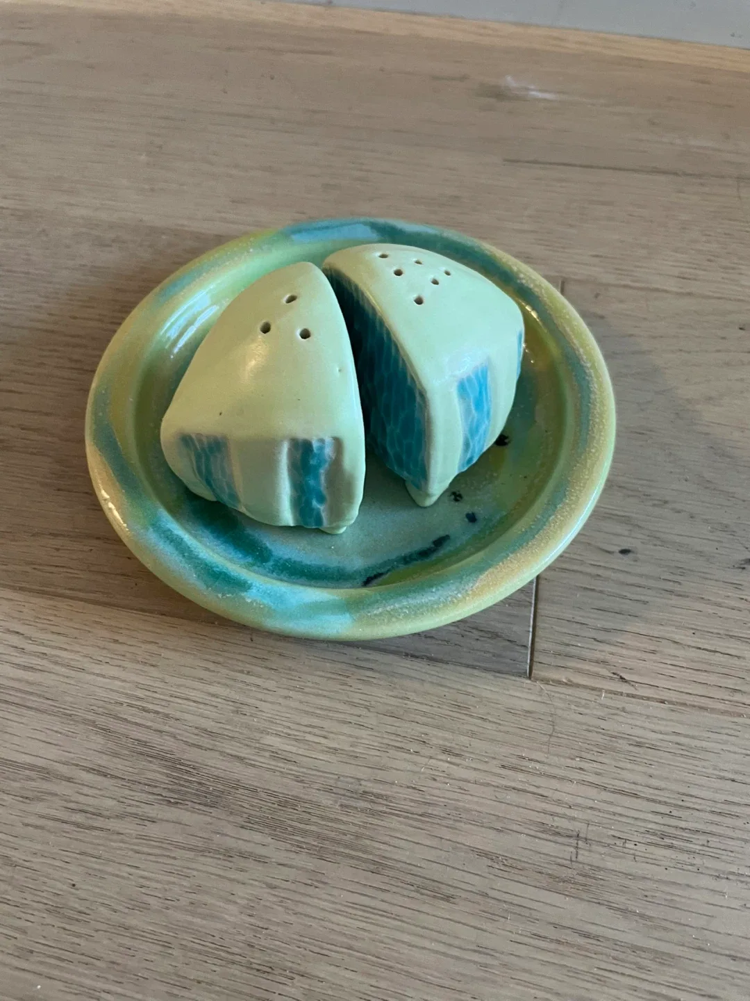 Ceramic Salt and Pepper Shakers with Dish thumbnail