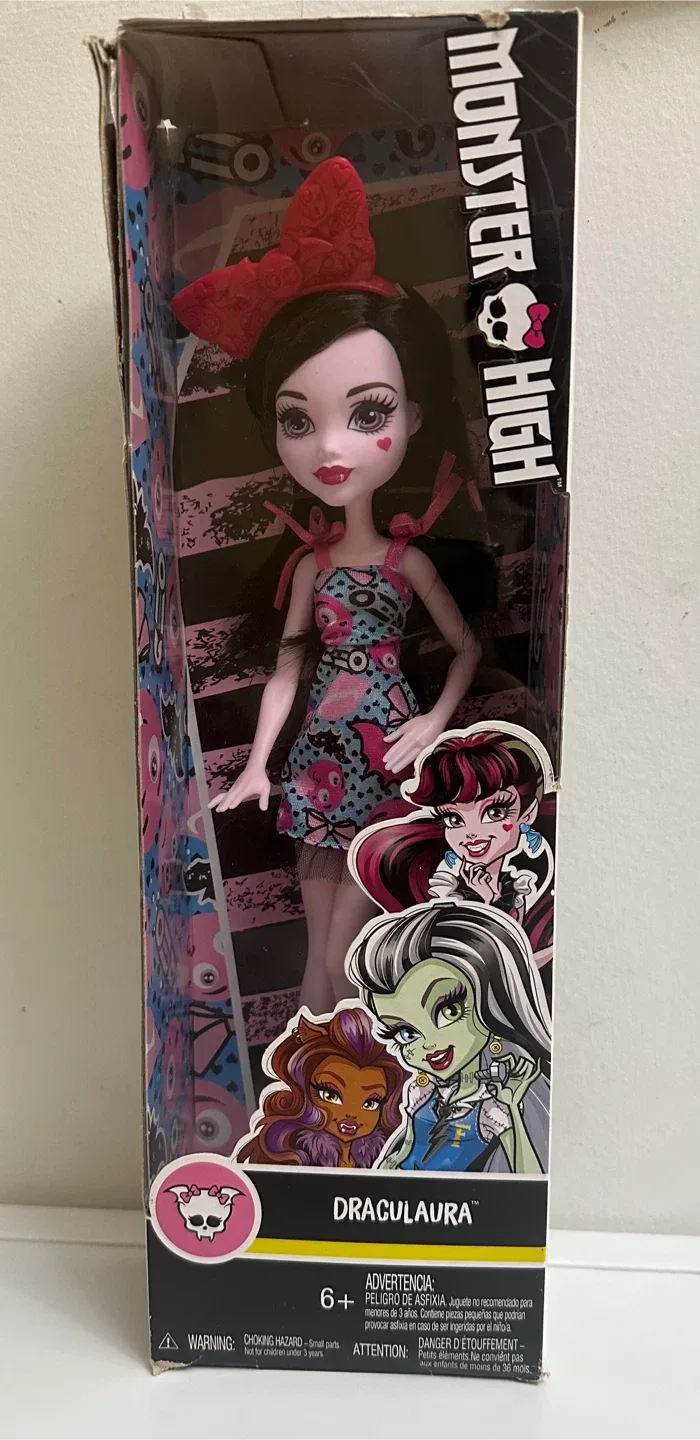 Draculaura Mattel 2016 Monster High Doll thumbnail