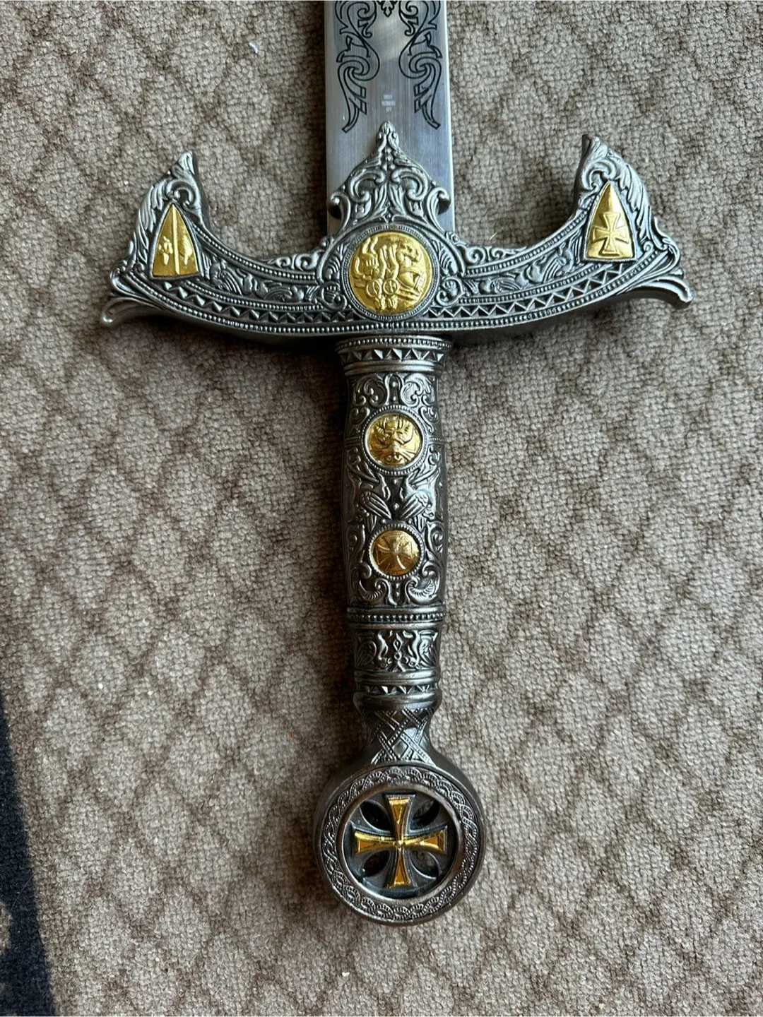 Handmade Decorative Crusader Sword - 47 Inches image indicator(2)