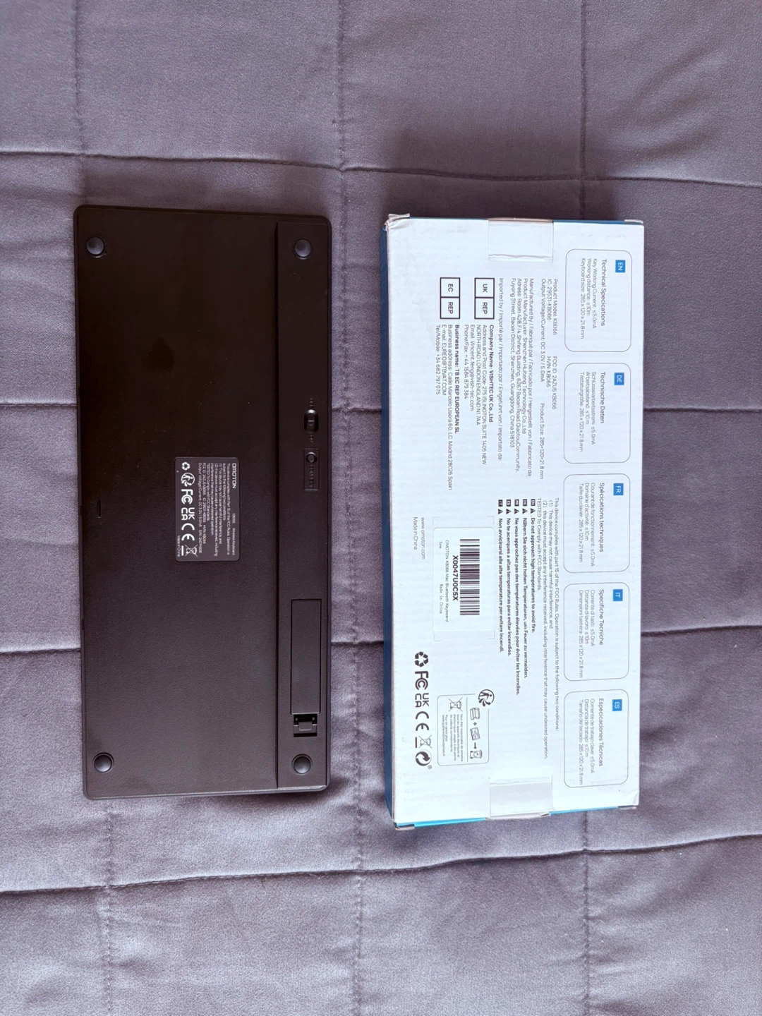 Wireless (Bluetooth) black key board - photo 2