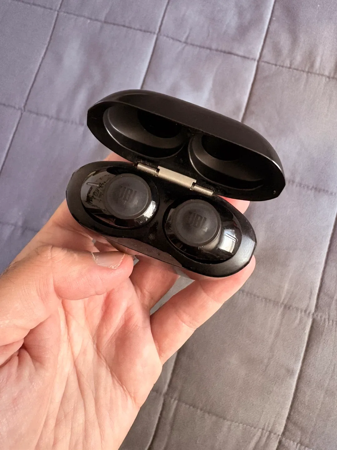 JBL Wireless In-Ear Headphones - Black thumbnail