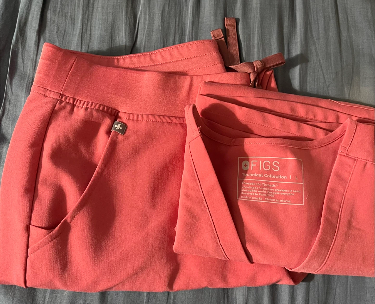 FIGS Scrub Set - Size L