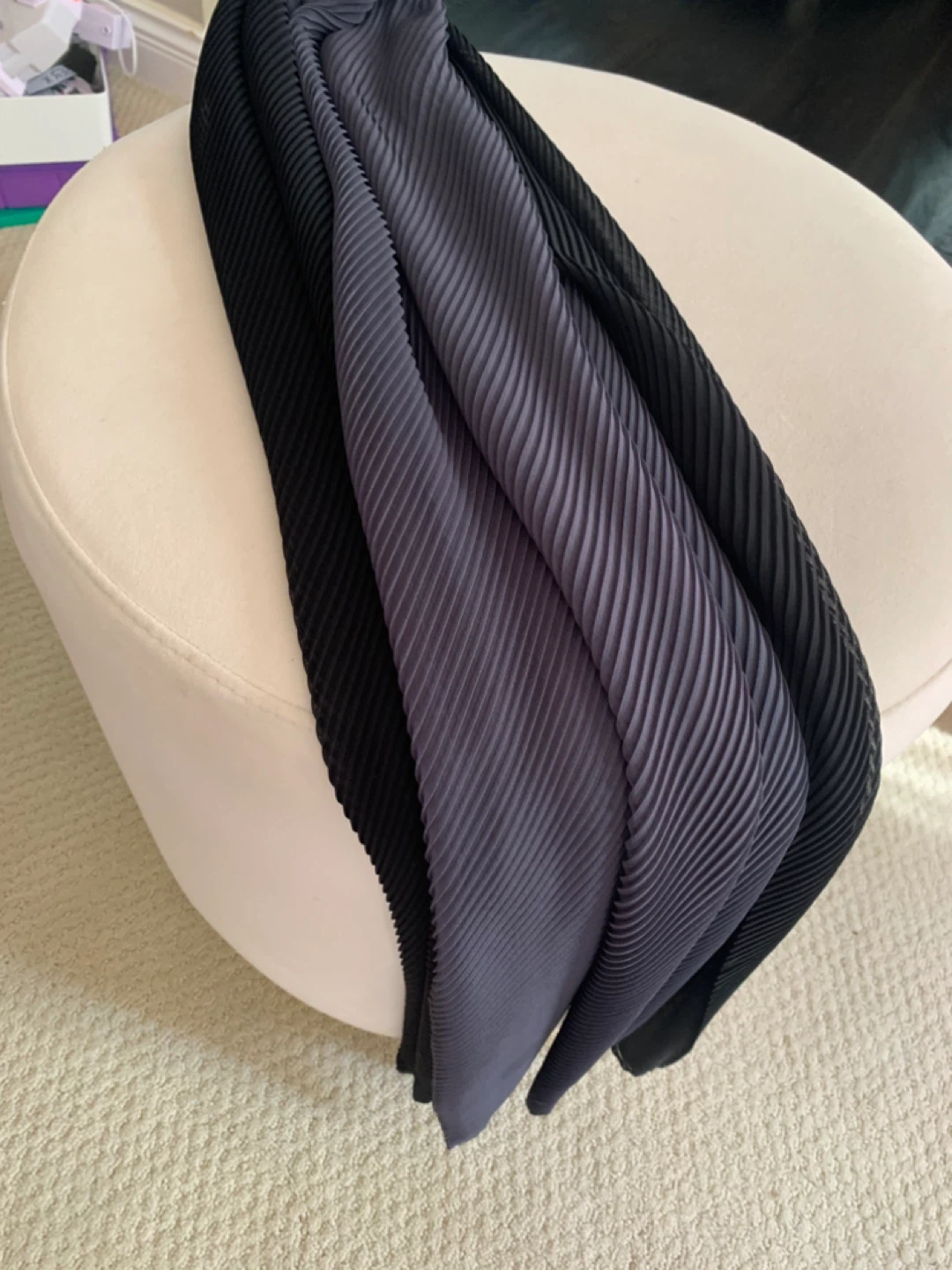 Pleated Scarf - Black & Grey - photo 2
