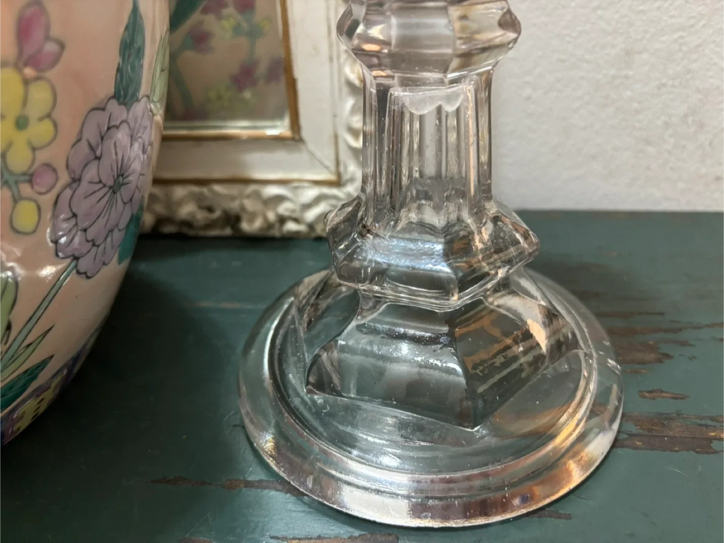 1860 BAKEWELL PEARS "Thistle" Pattern Flint Glass Candlestick image indicator(7)