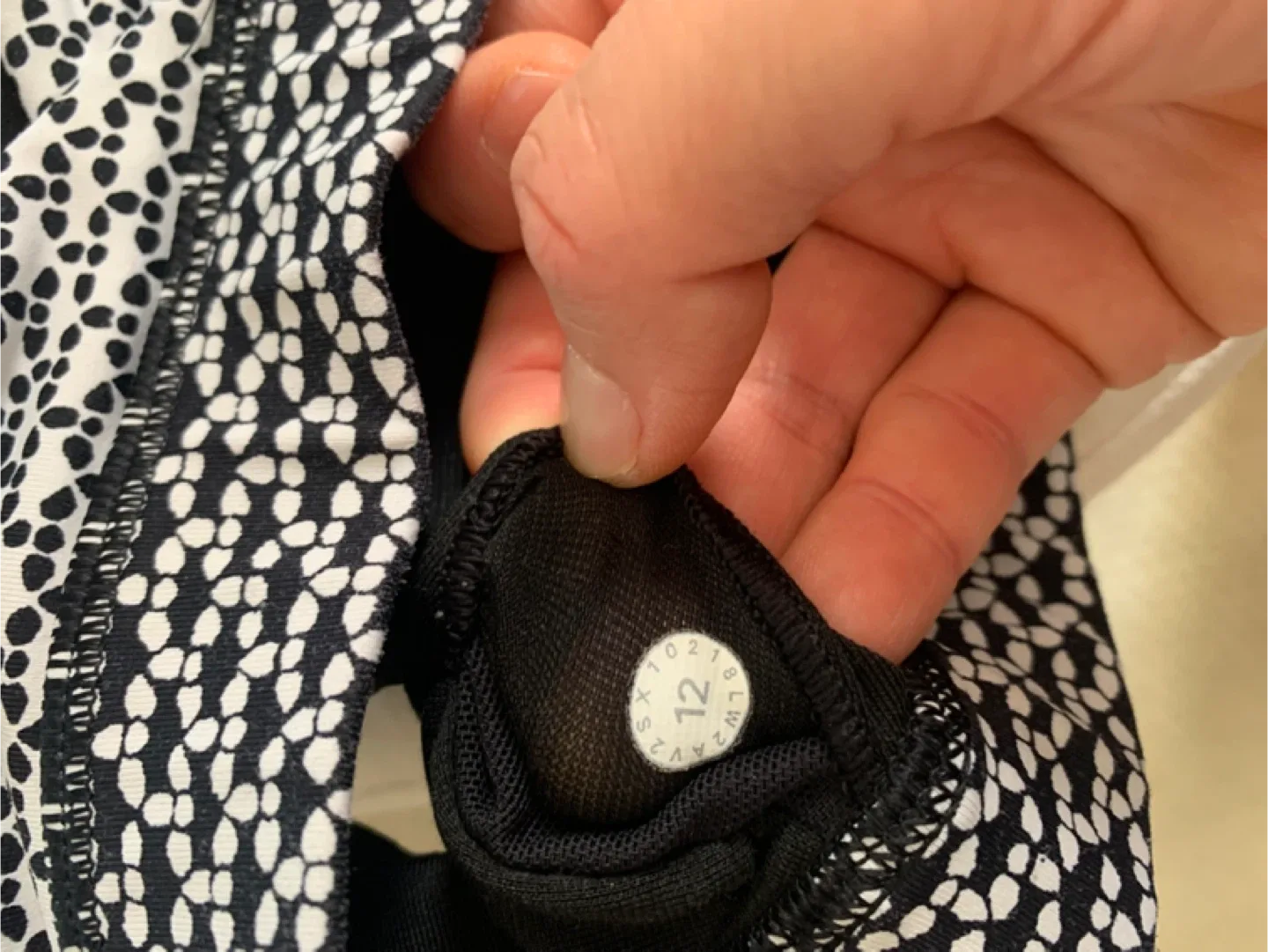 Lululemon Sports Bra, Size 12 image indicator(4)