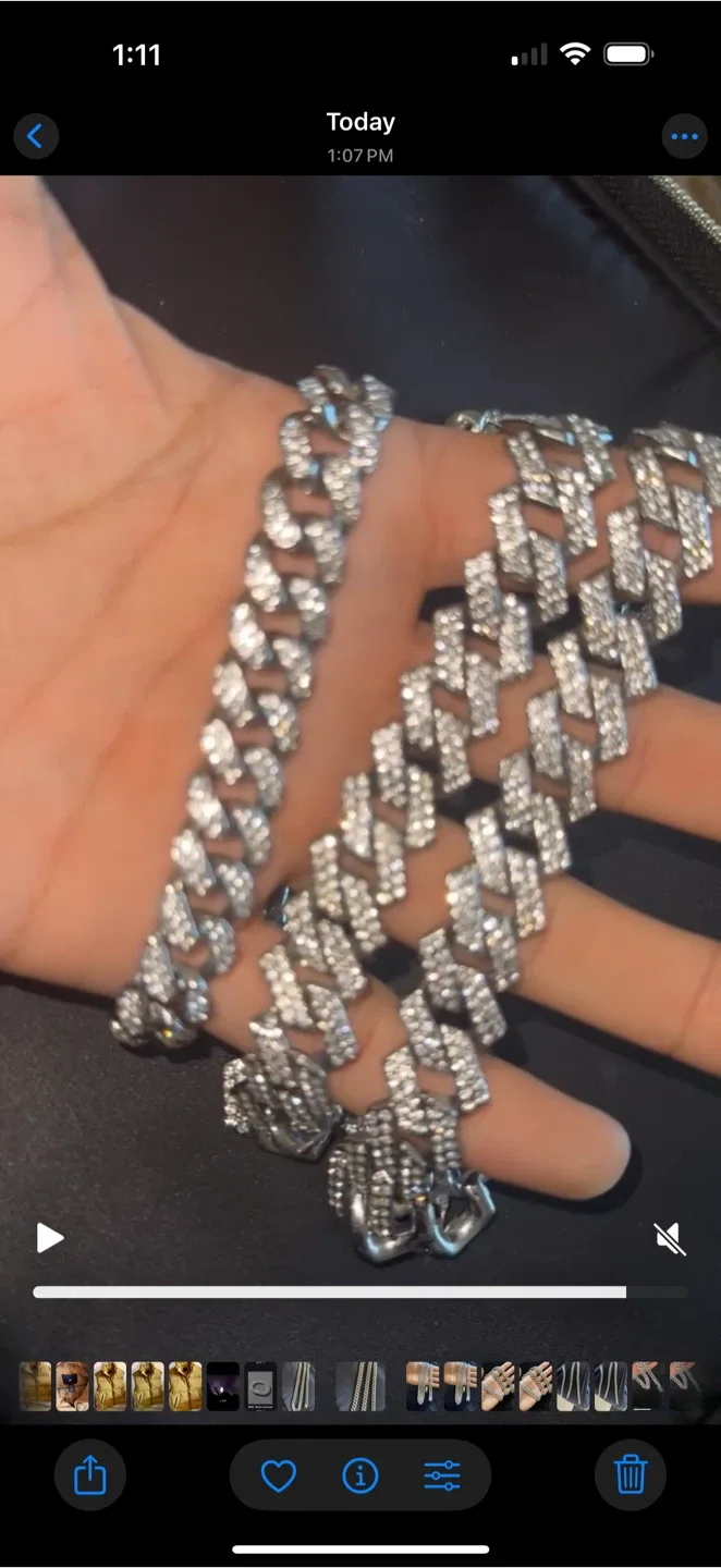 Cuban Link Chain Necklace & Bracelet Set image indicator(7)