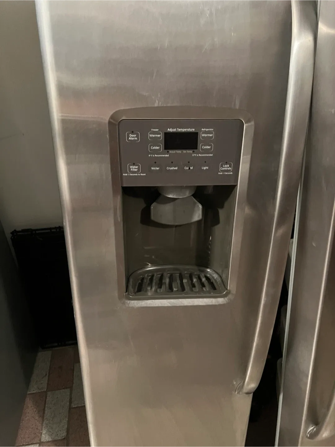 GE Refrigerator Side-by-Side Stainless Steel - Delivery Extra image indicator(5)