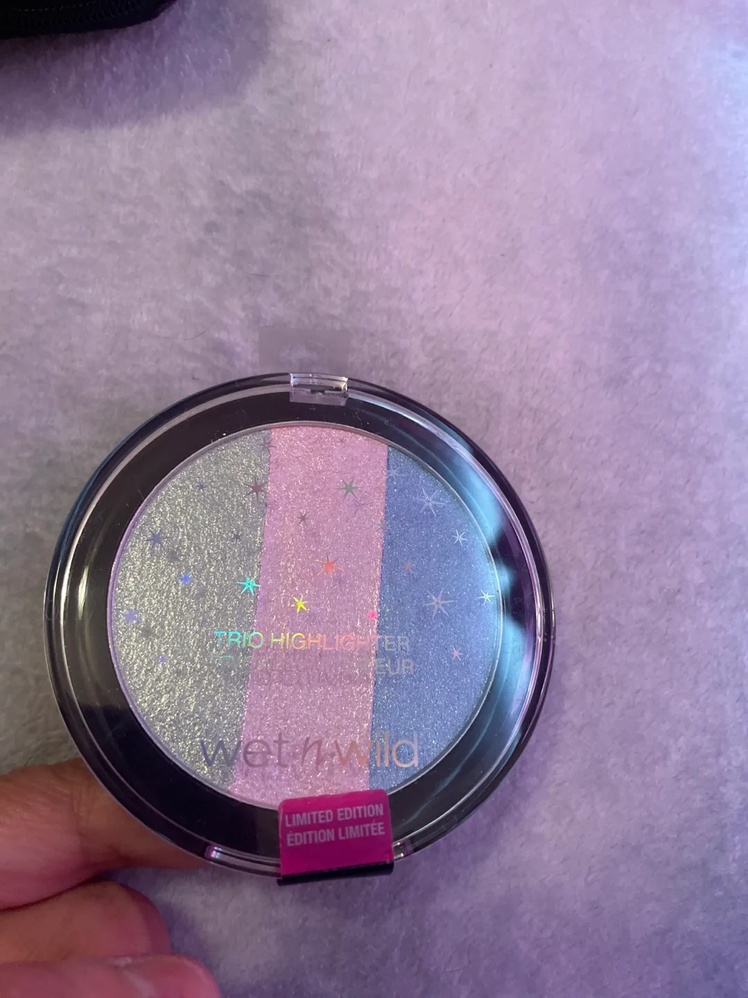 Wet n Wild Megaglo Contour Palette & Highlighter image indicator(2)