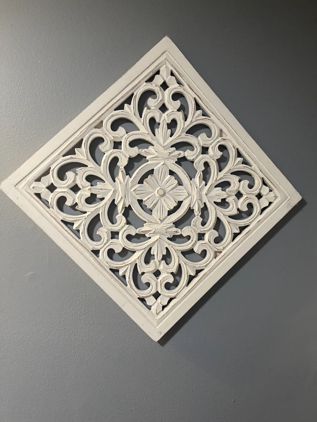 Wall Decor & Yellow Floral Dress - Size XL image indicator(2)