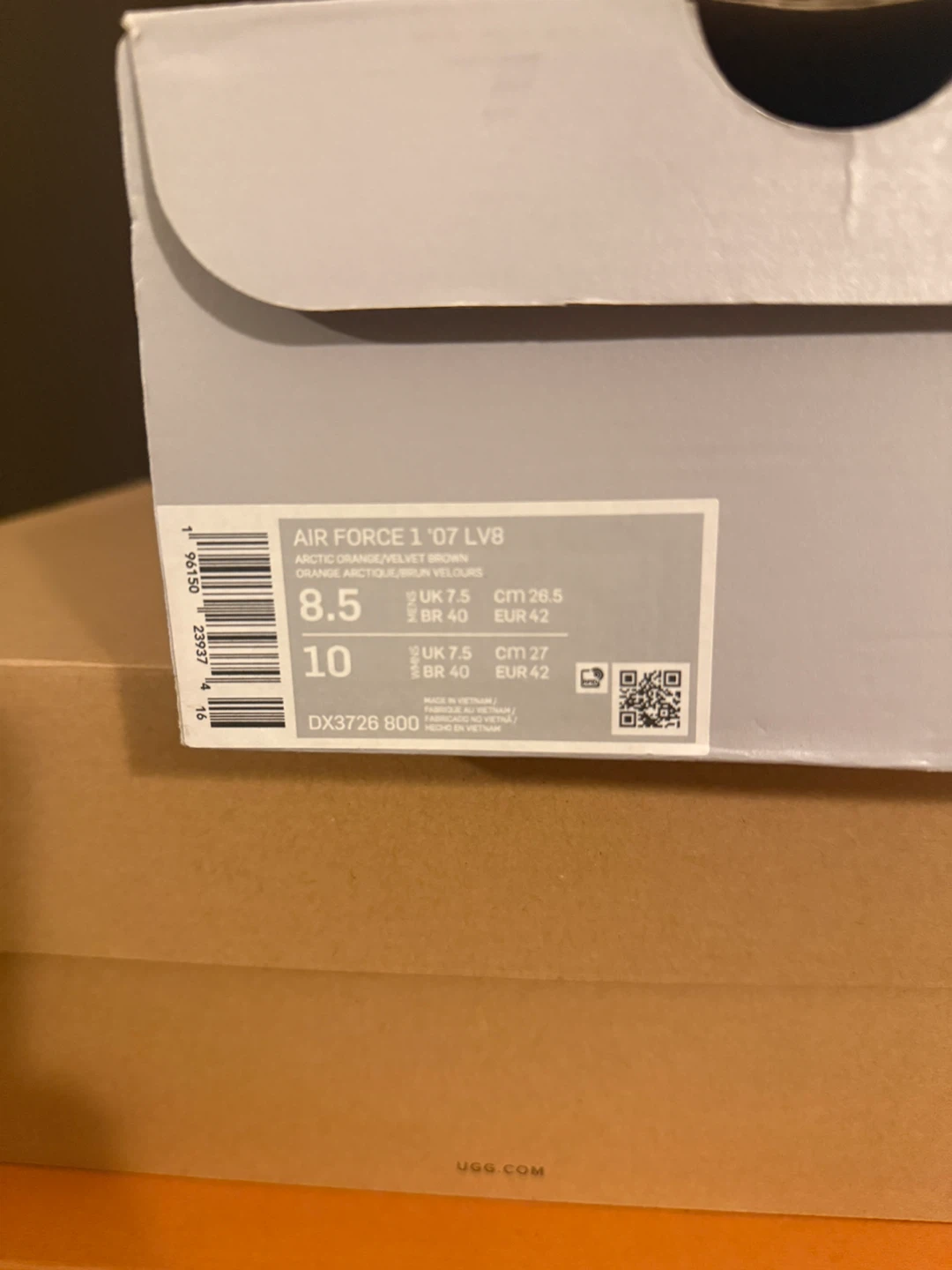 Nike Air Force 1 '07 LV8 Size 8.5 - photo 3