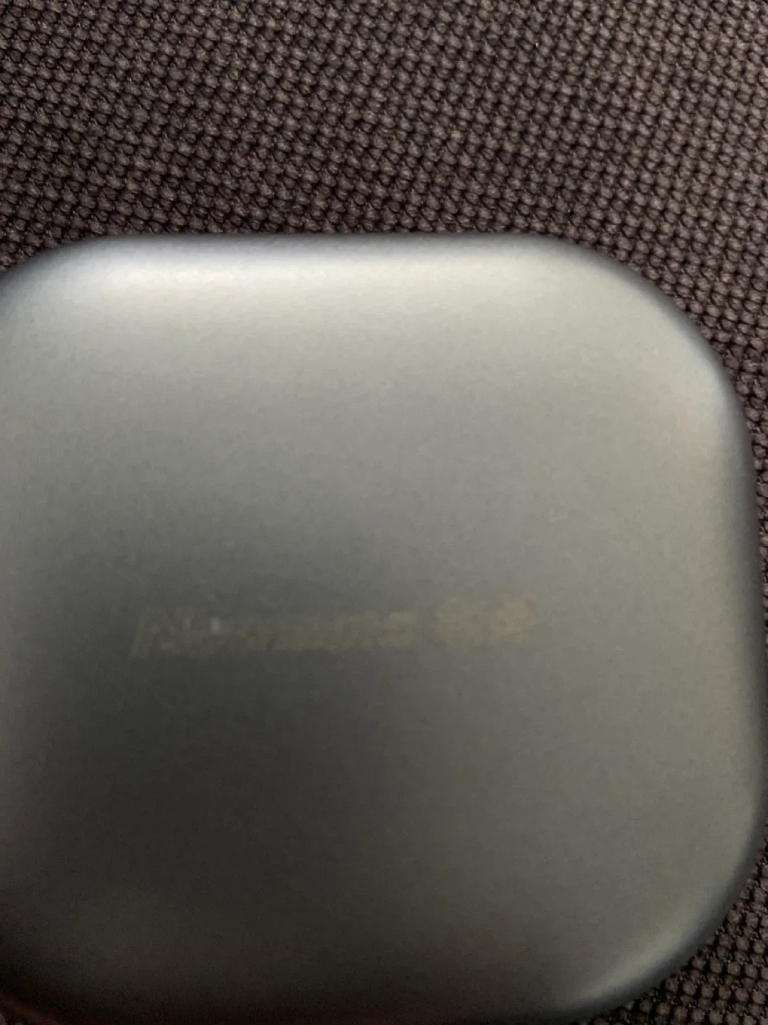 Earbuds thumbnail