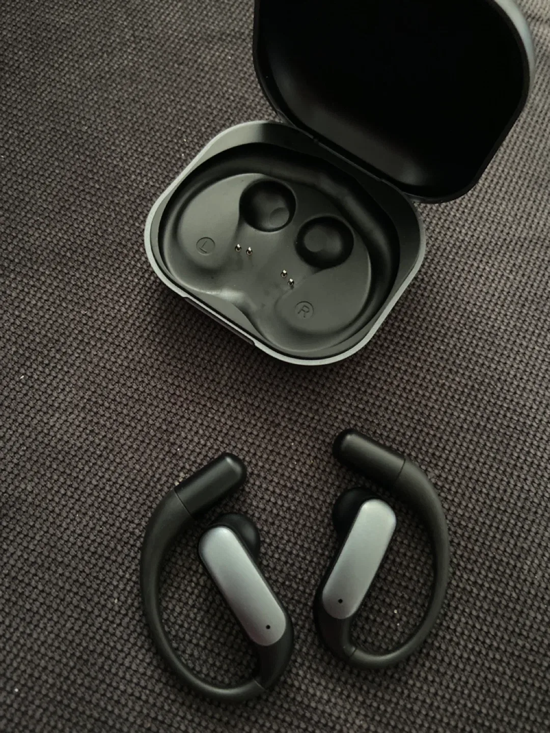 Earbuds image indicator(3)